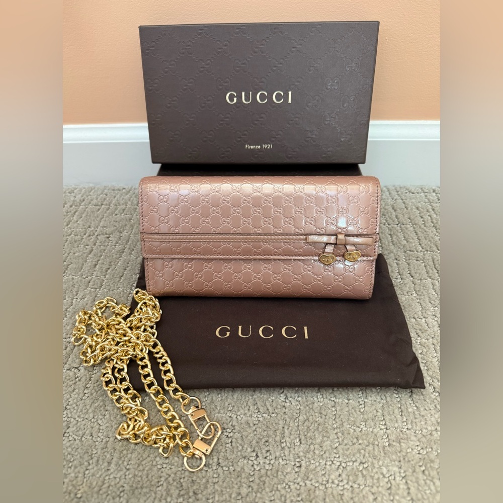 SOLD
Gucci Authentic Micro GG Gucciisma Candy Shine Wallet